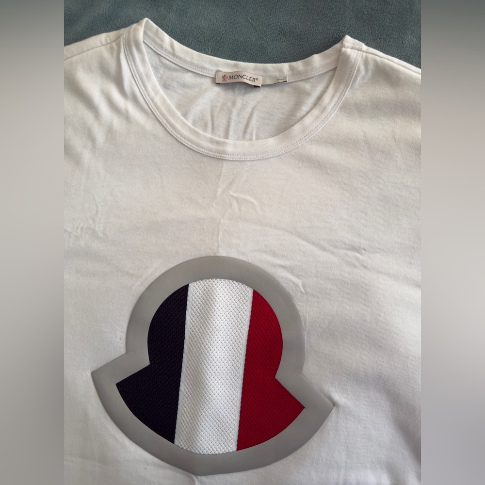Moncler tricolor logo t-shirt in white